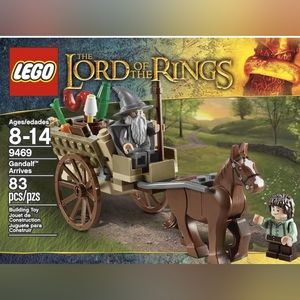 [LEGO] **RARE COLLECTIBLE** LOTR 9469 Gandalf Arrives - NEW In Box